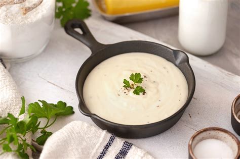 what is a béchamel sauce.